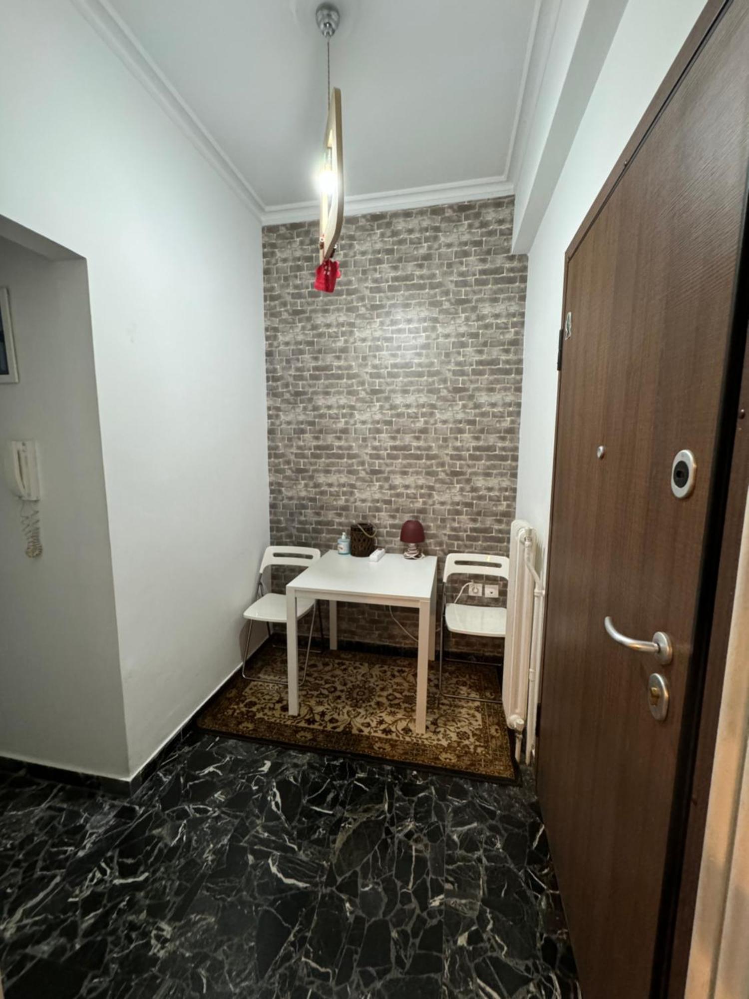 Plaka Quiet Apartment Aten Exteriör bild