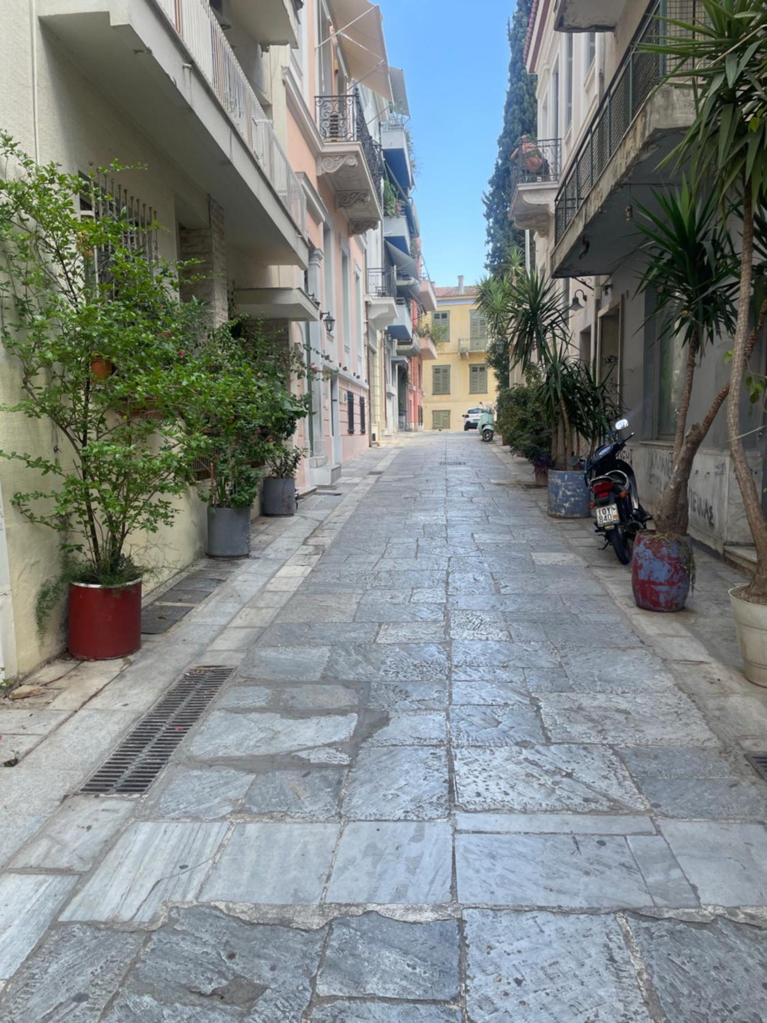 Plaka Quiet Apartment Aten Exteriör bild